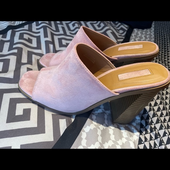 Forever 21 high heels pink block mules, din fabric - Picture 3 of 8